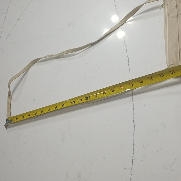 Cream Crossbody Bag with Long Strap and Casual Style - Picture 7 of 7